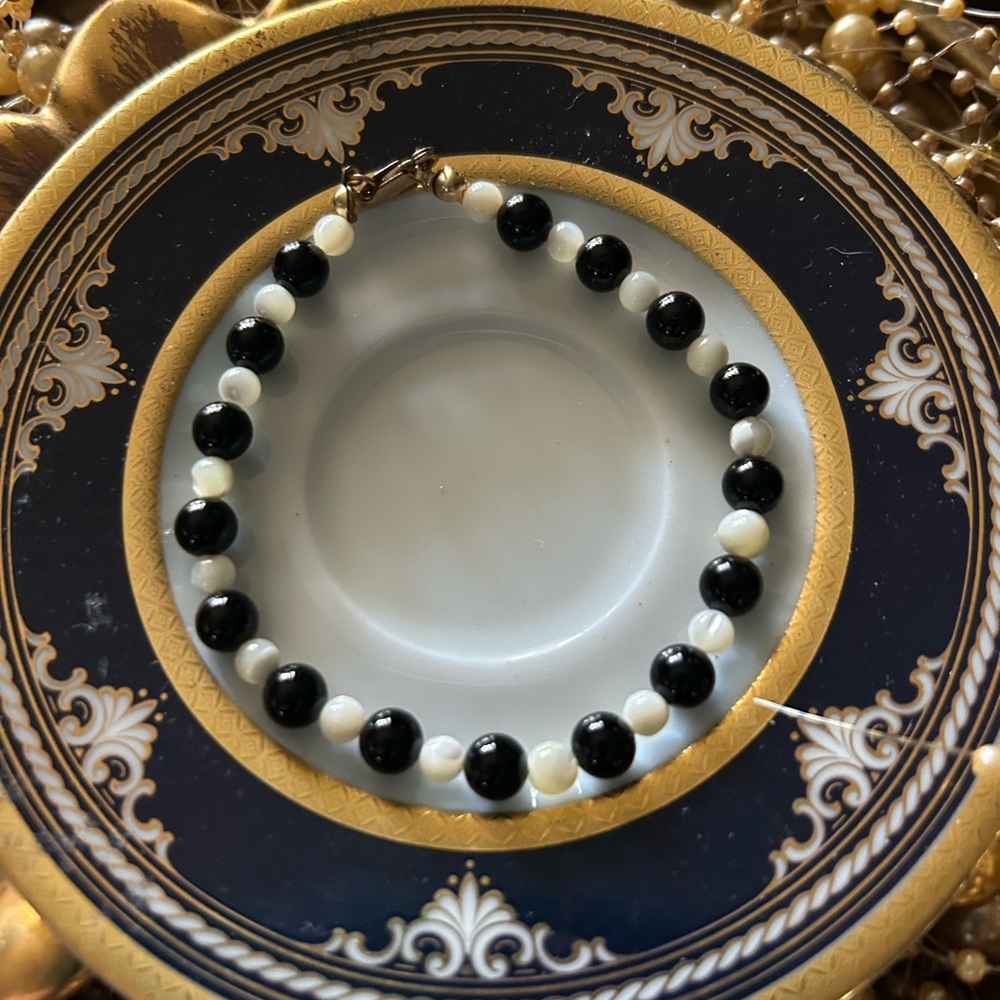 Vintage 925 Black Onyx & Mother of Pearl Bracelet